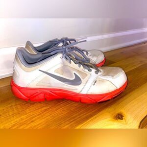 Nike Womens Flywire 9.5 Shoes